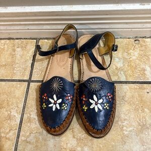 Floral Embroidered Women's Sandals